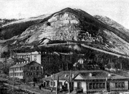 Vista general de un yacimiento de apatito (1940)