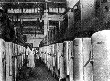 omprobación de frigoríficos eléctricos en la fábrica Lijachov de Moscú