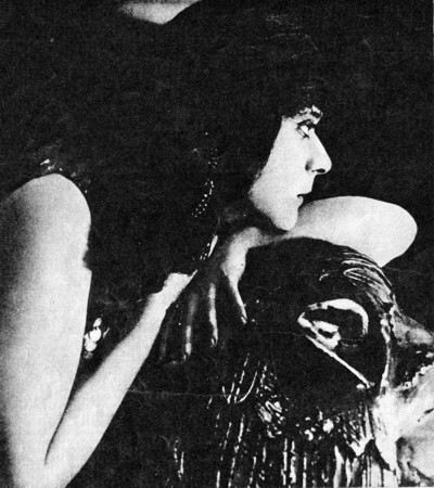Theda Bara; 09-01.jpg