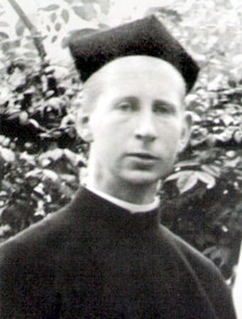 010.jpg