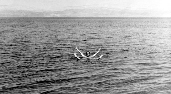 051.jpg